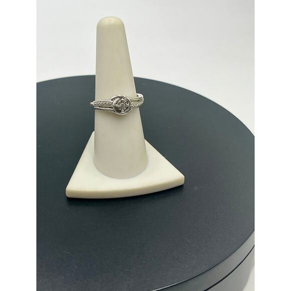 Sterling Silver Diamond Love Knot Promise Ring Size 8 with Accent Stones 3.15 - Picture 10 of 11